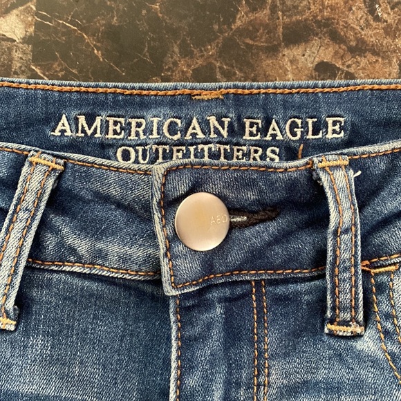 American Eagle: Hi-Rise Shortie - Picture 3 of 5